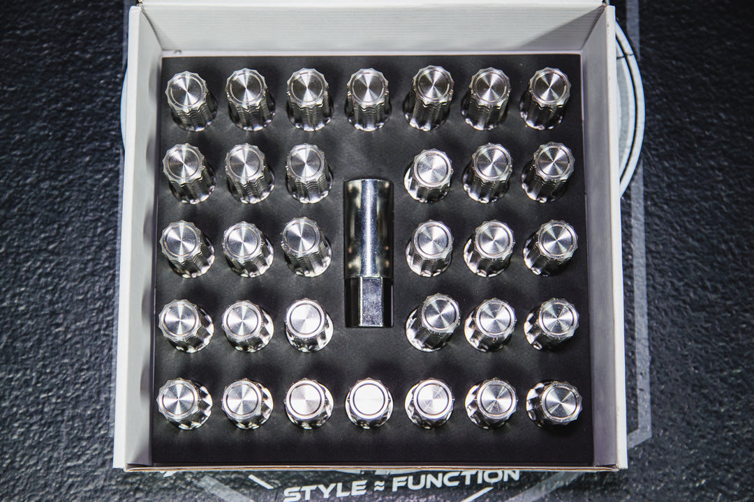 TITANIUM LUG NUT KIT M14X1.5 (32)