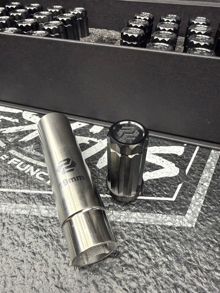 TITANIUM LUG NUT KIT M14X1.5