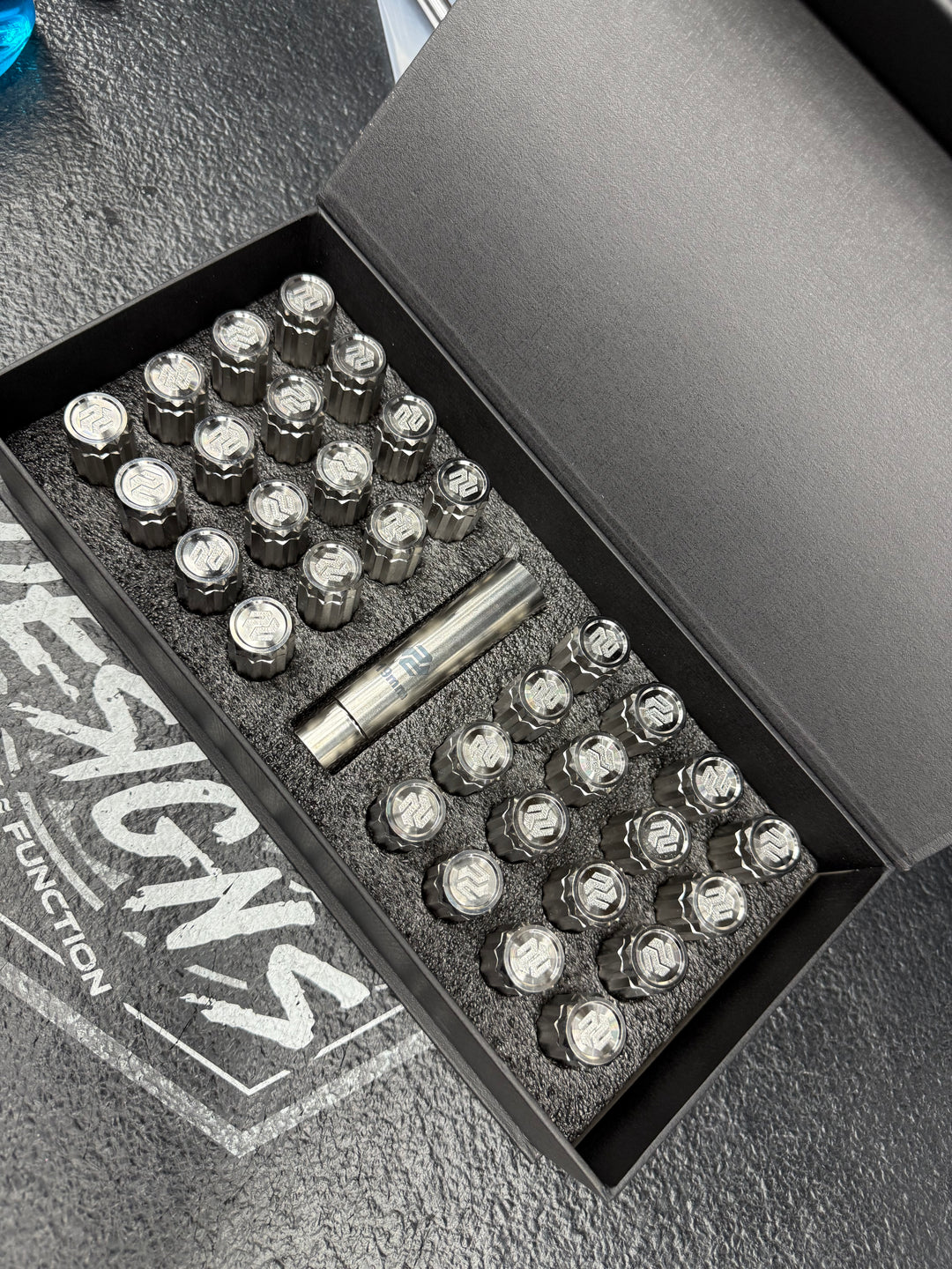 TITANIUM LUG NUT KIT M14X1.5