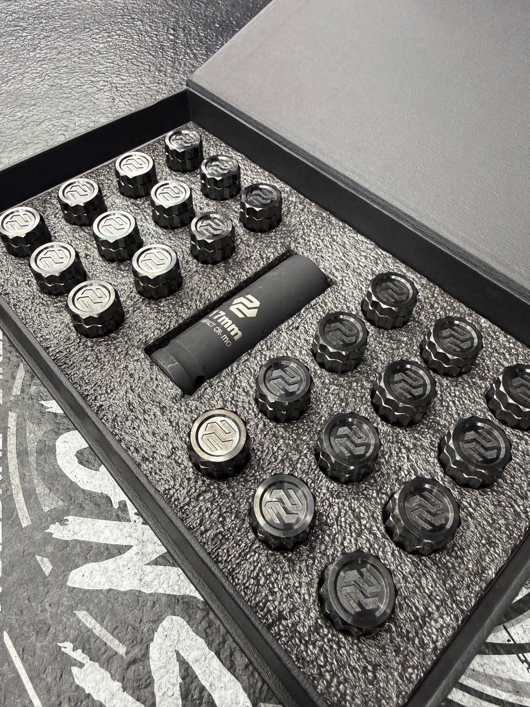 Titanium Lug Nut Kit M12X1.5 (24)